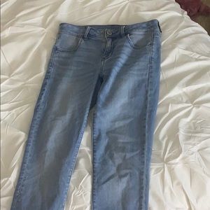 American eagle light wash jeans